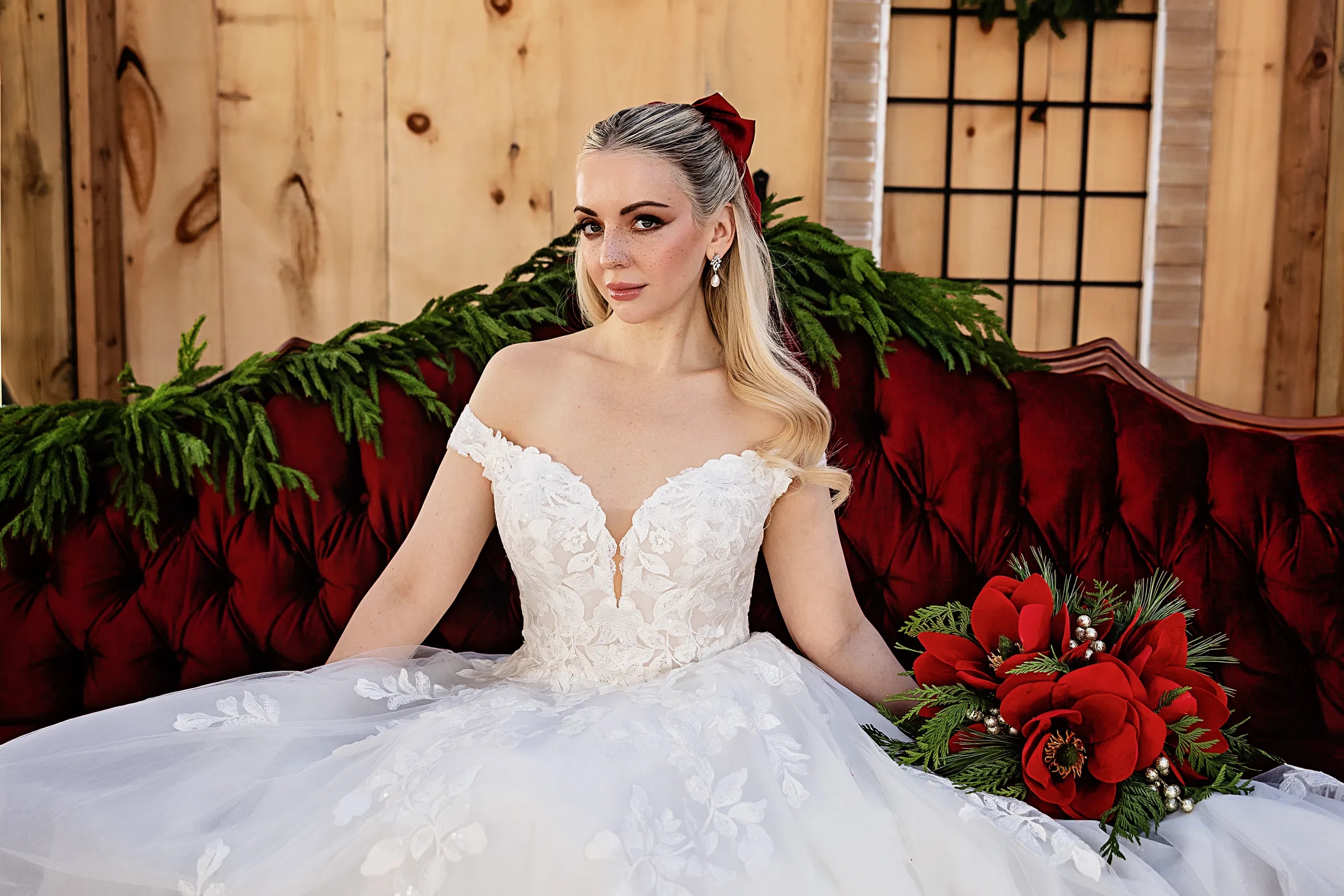 A Timeless Christmas Bride at Nova’s Gardens in Smithville Ontario