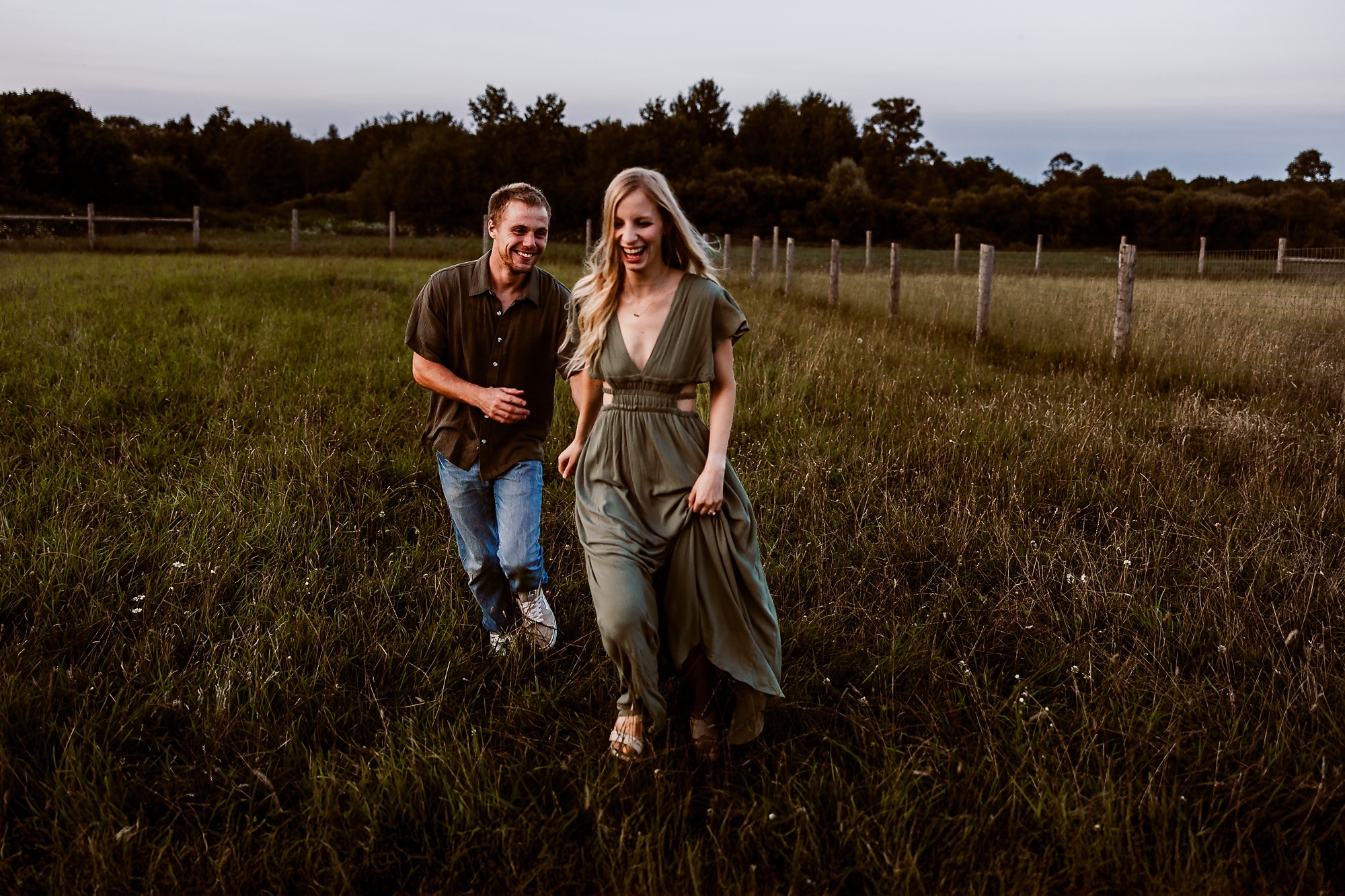 Alpacas, Laughter & Love: A Dreamy Engagement Session at All In Alpacas – Rockwood, Ontario