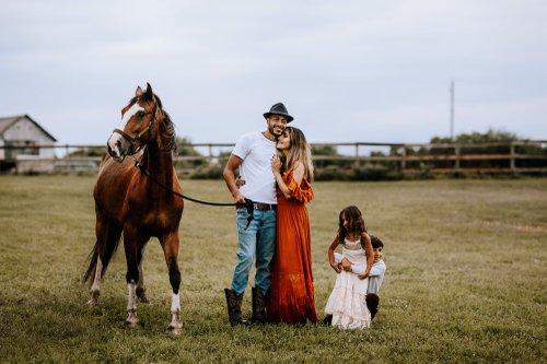 mobile - carousel-hero-element image-4