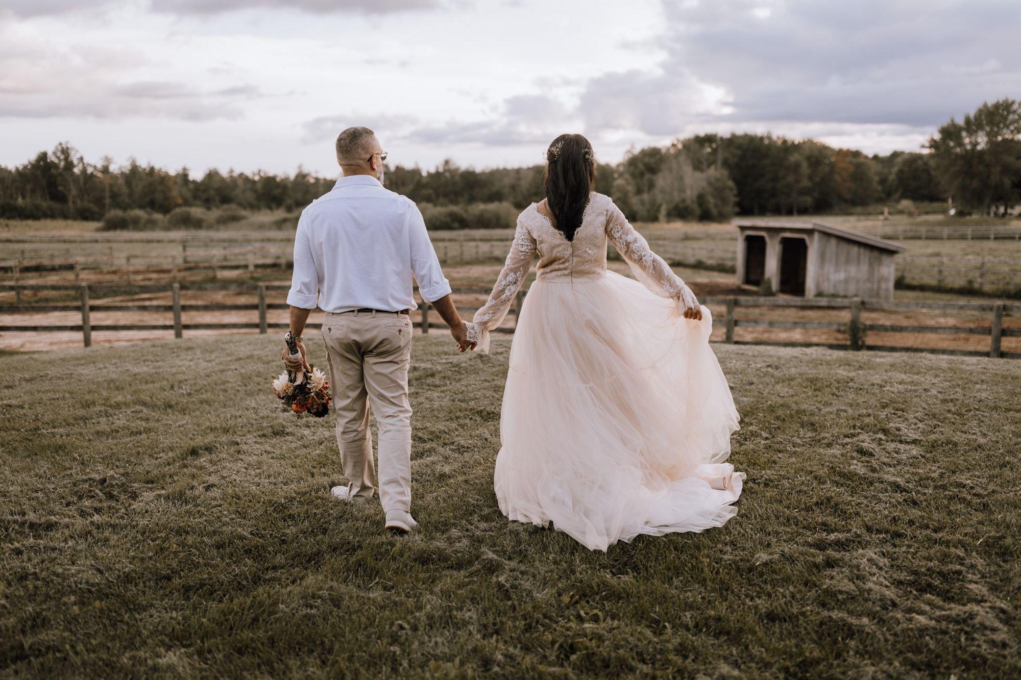 carousel-hero-element image-13