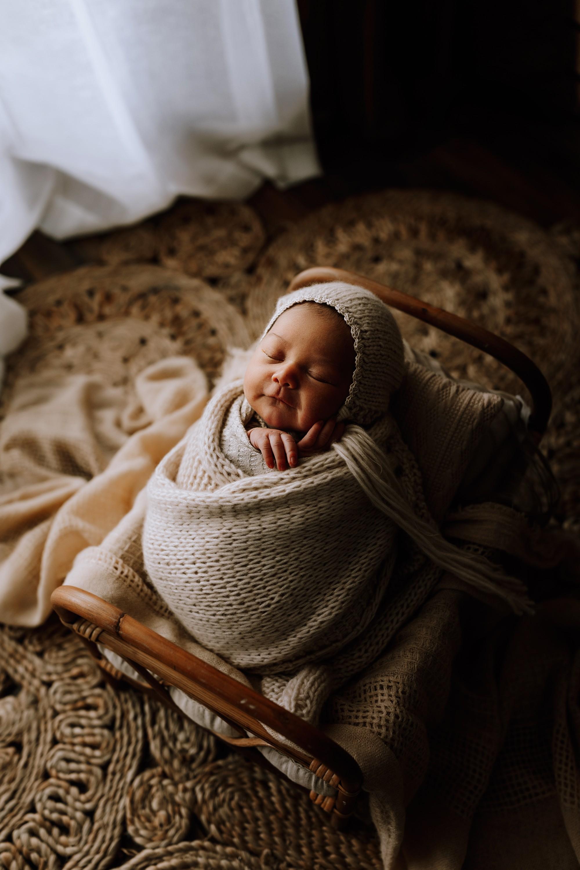 Tips and Tricks for Photographing Newborns