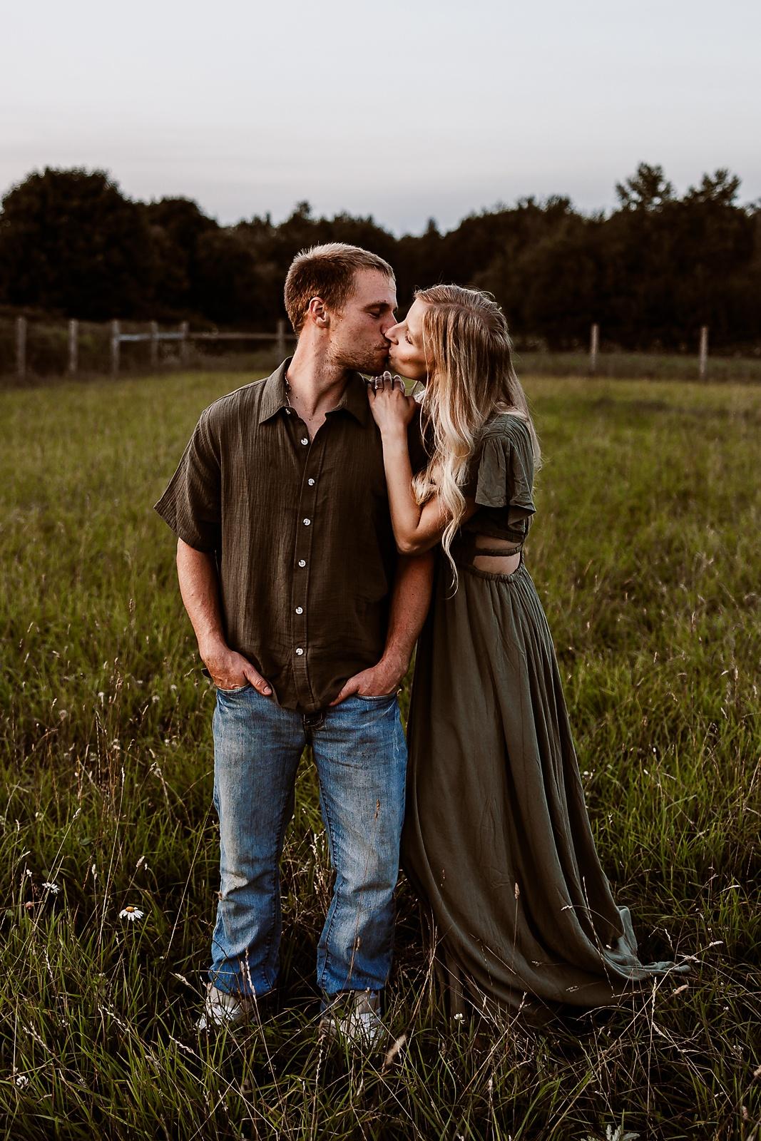 Alpacas, Laughter & Love: A Dreamy Engagement Session at All In Alpacas – Rockwood, Ontario