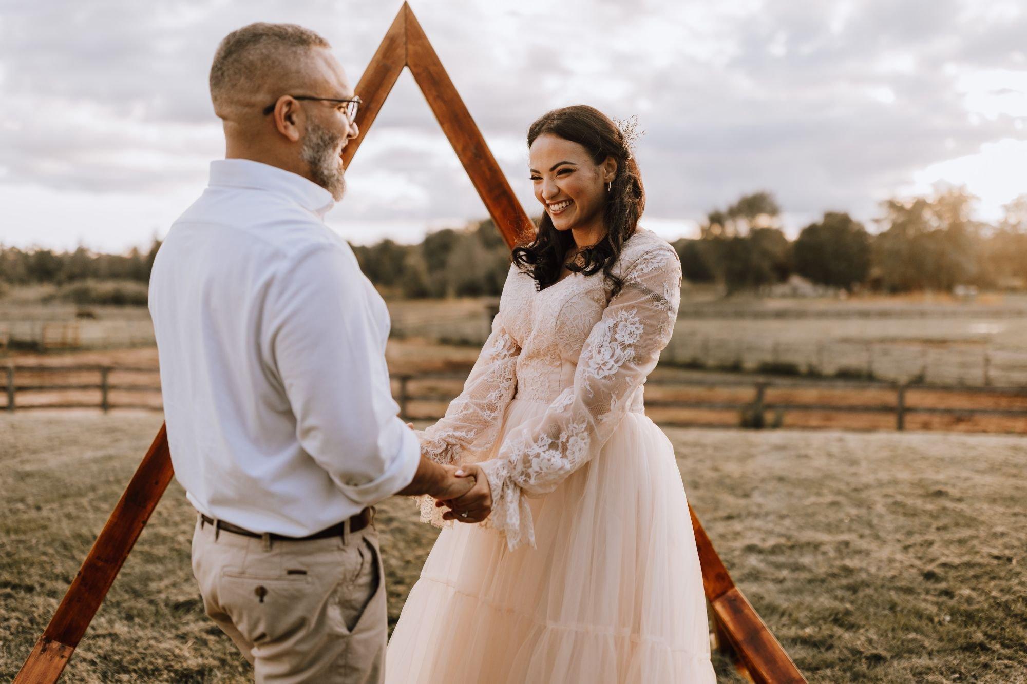 carousel-hero-element image-0